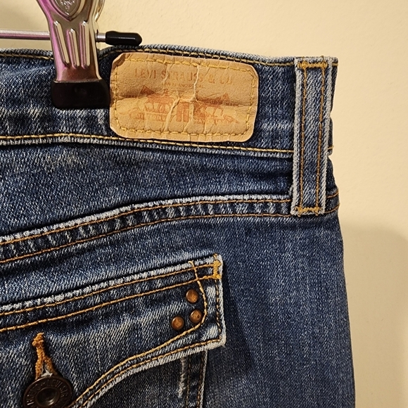 Levi's Women's Boot Cut 515 Plus size washed blue jeans 16 - Picture 3 of 11